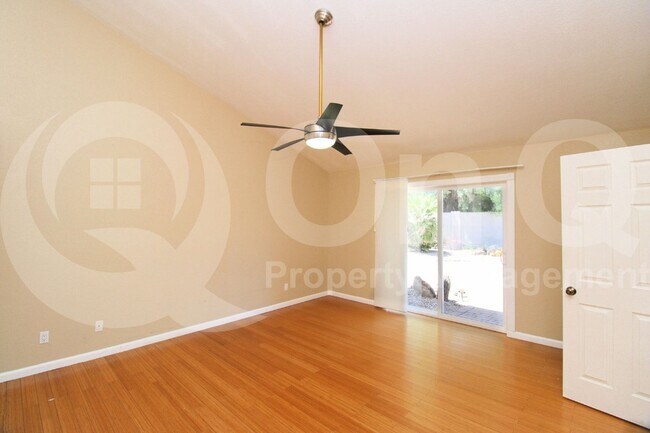Building Photo - 9008 E Friess Dr