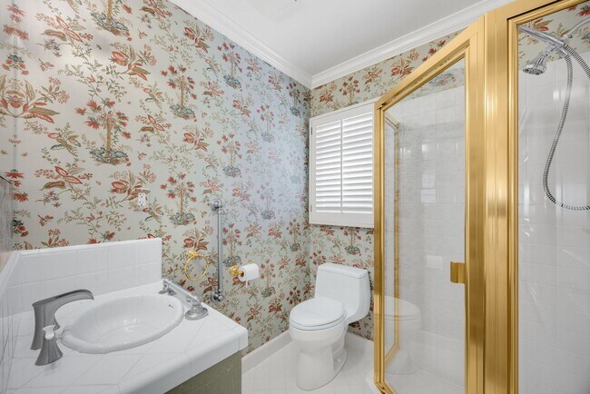 Building Photo - Charming La Habra Heights Home with Scenic Views – 2 Bed, 2 Bath