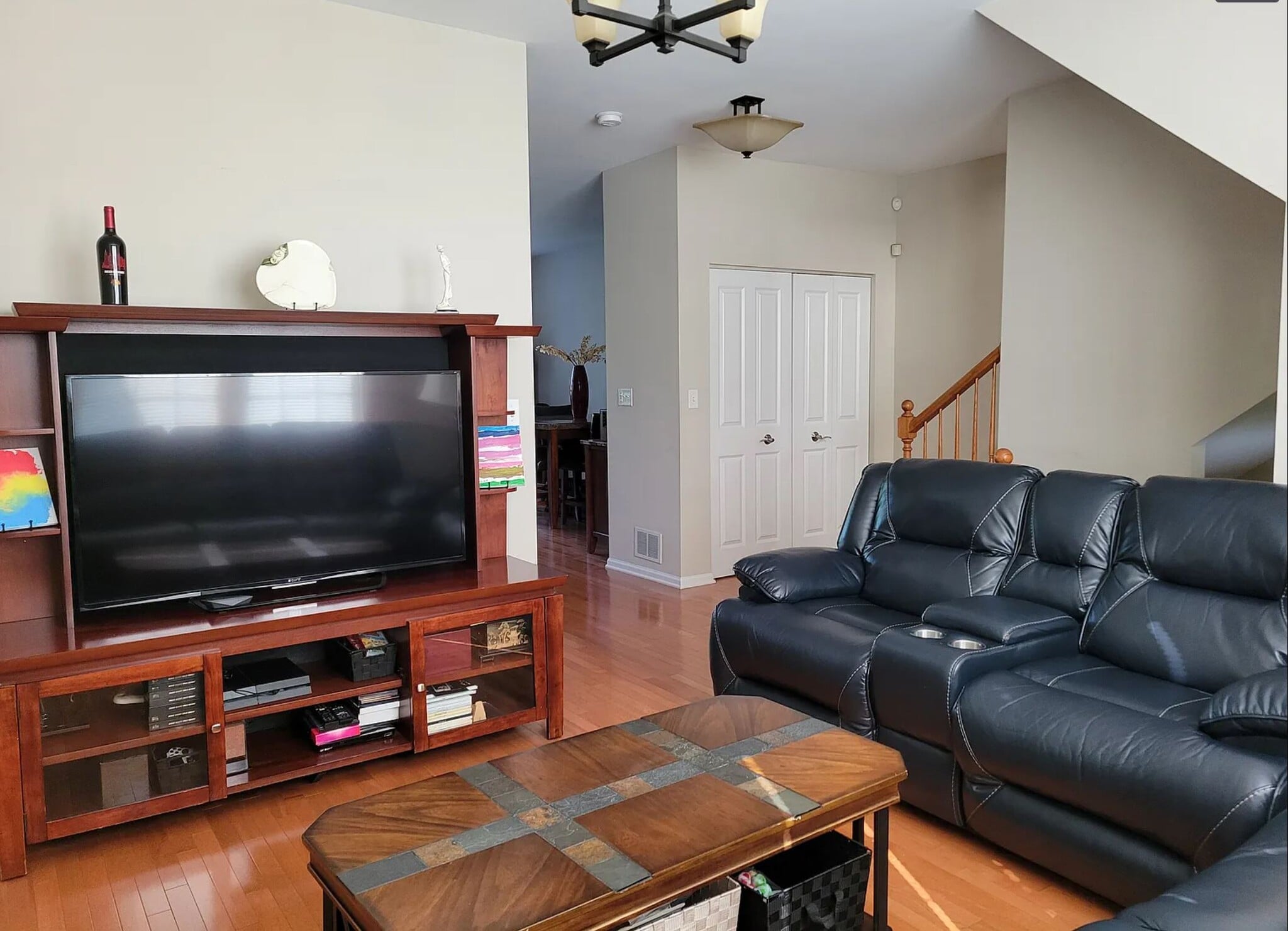 Building Photo - 2475 Waterbury Ln