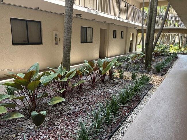Building Photo - 8035 SW 107th Ave