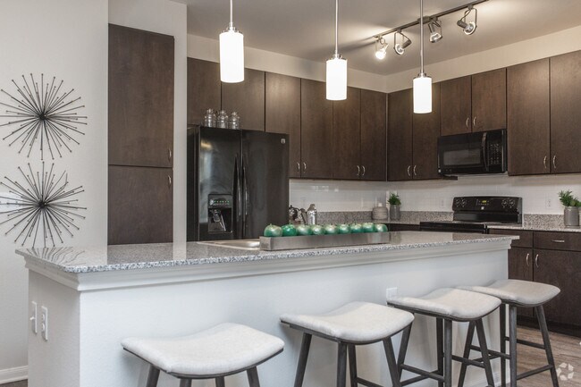 2 Br, Kitchen - The Henry at New Forest