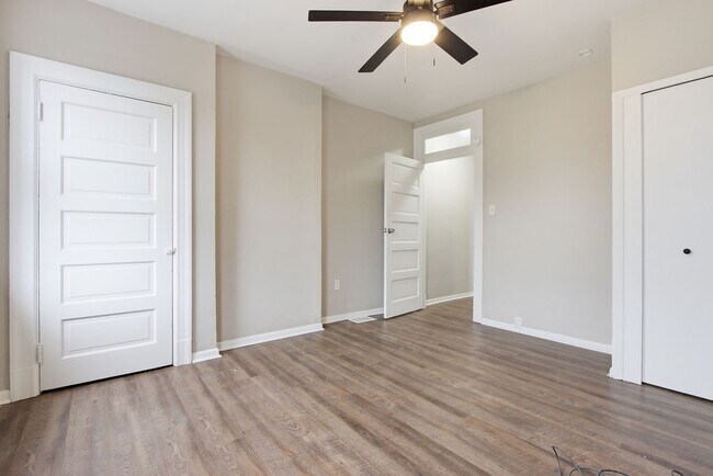 Building Photo - 29 E Orchard Ave