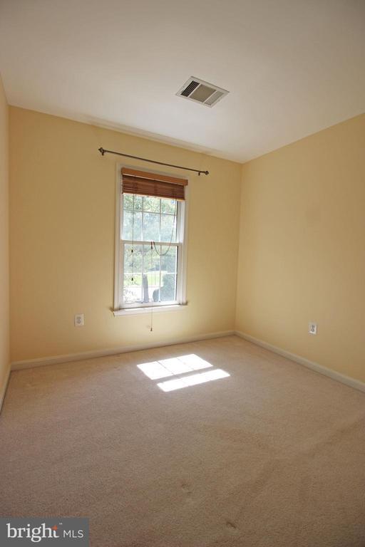 Building Photo - 11799 Valley Ridge Cir