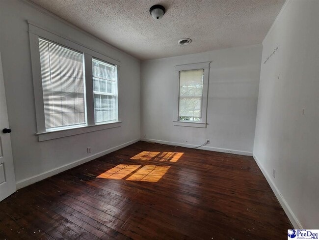 Building Photo - 416 Spruce St