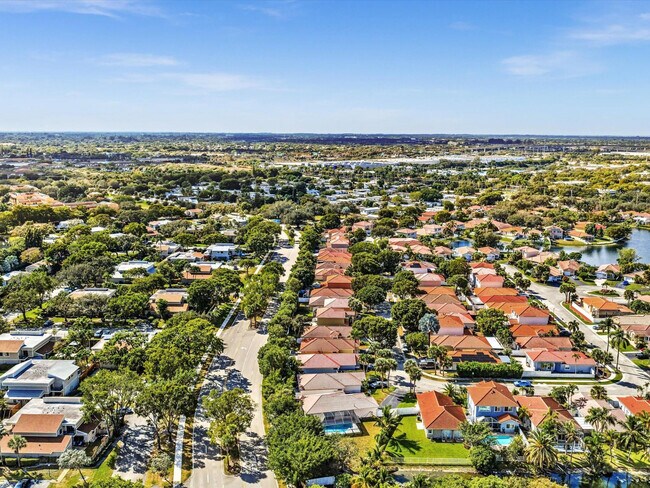 Building Photo - 13400 NW 5th Ct