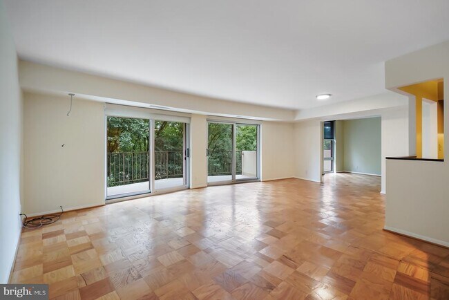 Building Photo - 9039 Sligo Creek Pkwy