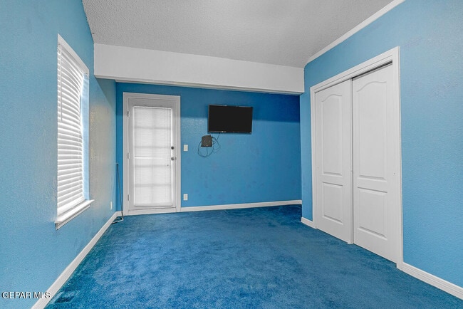 Building Photo - 12249 Delacroix Dr