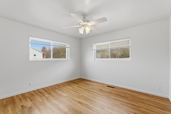 Building Photo - 4070 College Dr