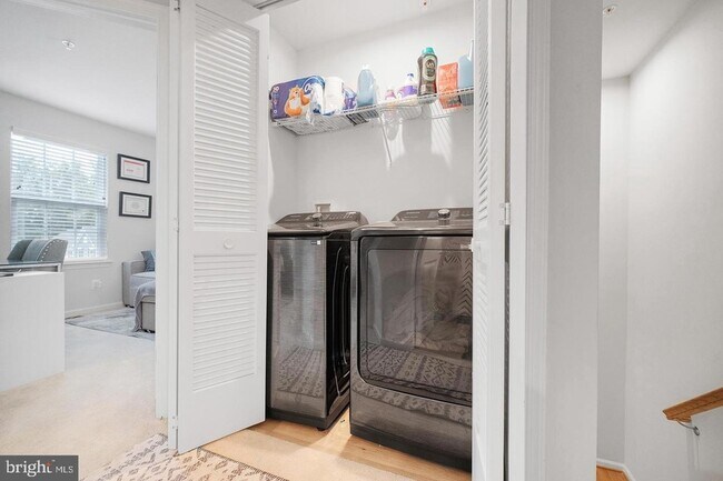 Building Photo - 52 Caswell Dr