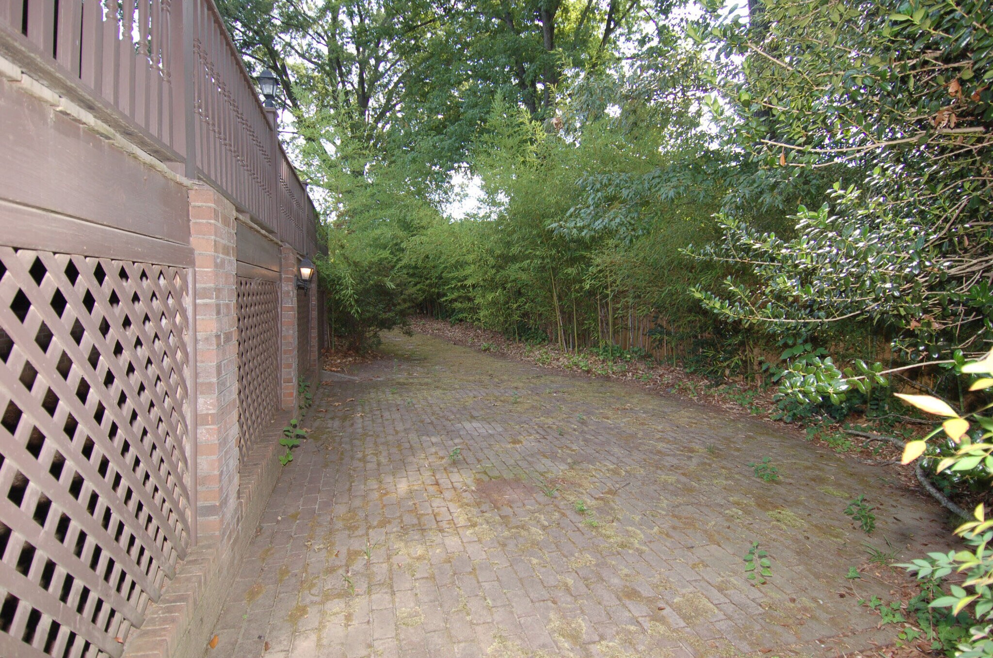 Building Photo - 706 Smedes Pl