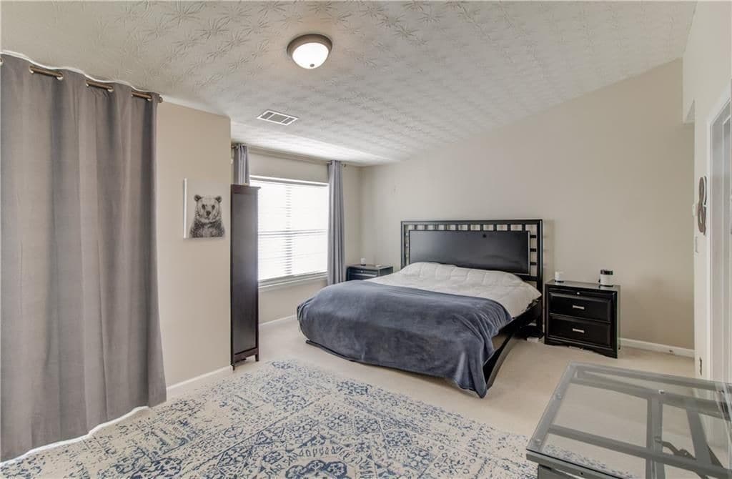 Building Photo - 2230 Hawks Bluff Trail NW