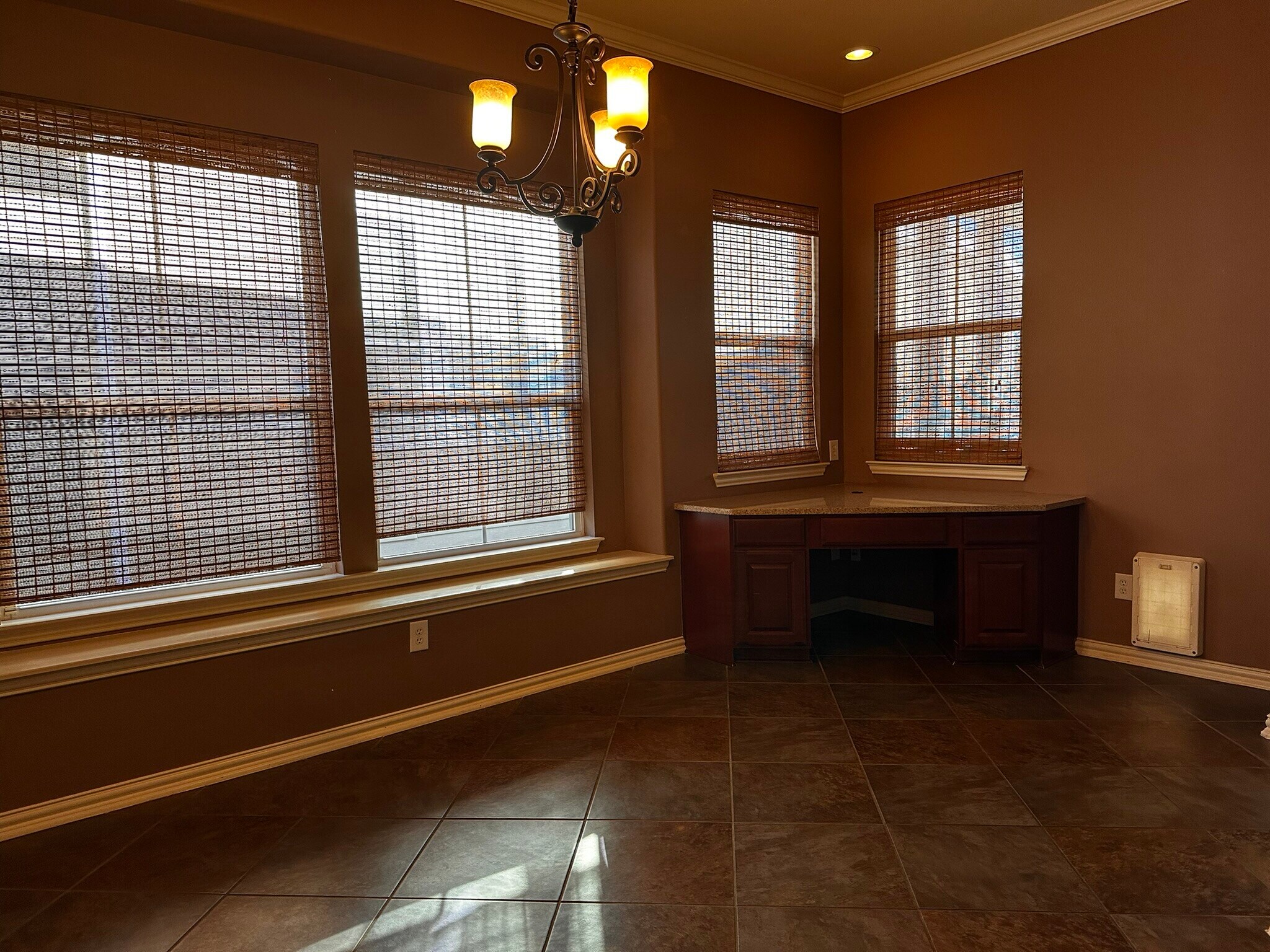 Kitchen Nook - 3616 Patience Boulevard