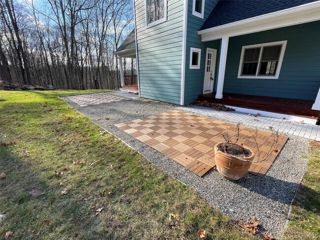 Building Photo - 2130 Hunterbrook Rd