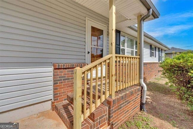 Building Photo - 2664 Olive Springs Rd SE