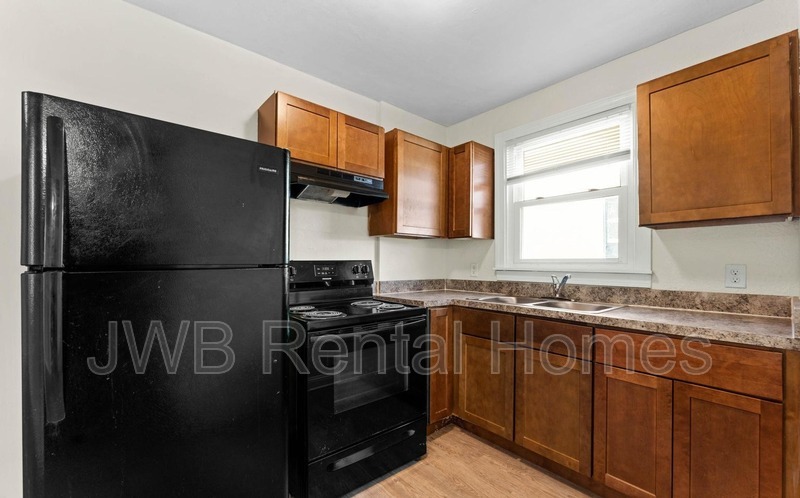 Building Photo - 433 Woodbine St