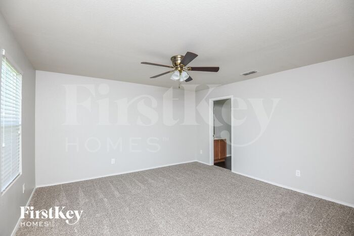 Building Photo - 8932 Puerto Vista Dr