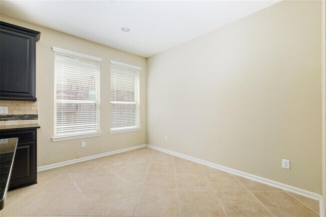 Building Photo - 28723 Mayes Bluff Dr