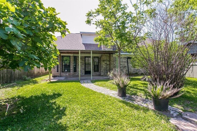 Building Photo - 4219 Tuscarora St