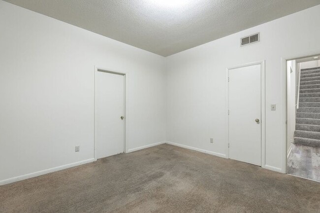 Building Photo - 3410 Gail Dr