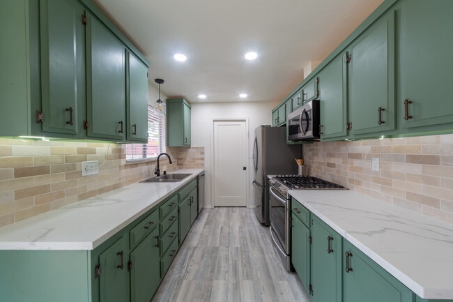 Building Photo - 3950 Agena Way