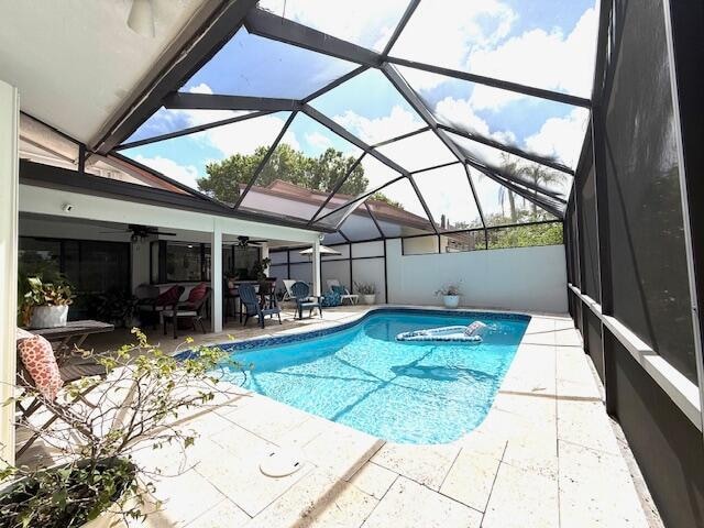 Building Photo - 665 Hollows Cir