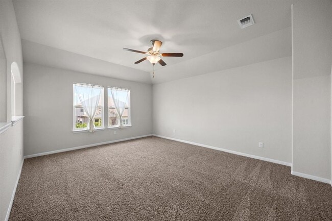 Building Photo - 5636 Sacco St