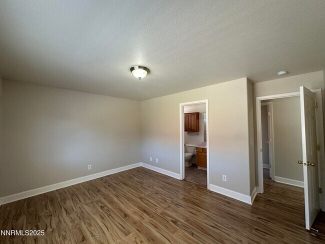 Building Photo - 18154 Cherryleaf Ct