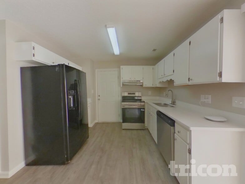 Building Photo - 5805 Carolina Manor Ct