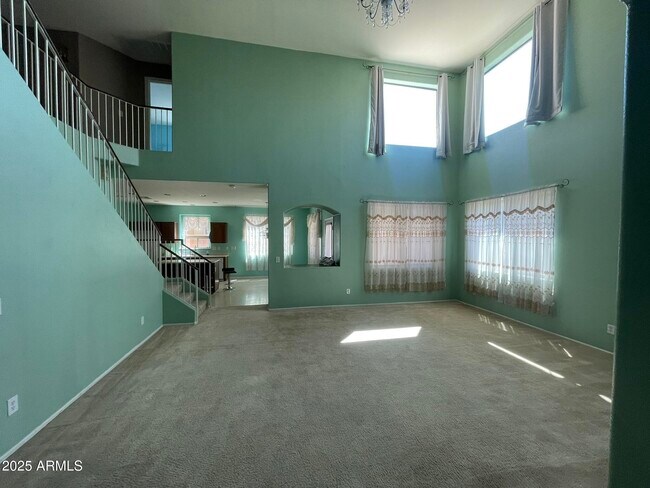 Building Photo - 4731 W Allen St
