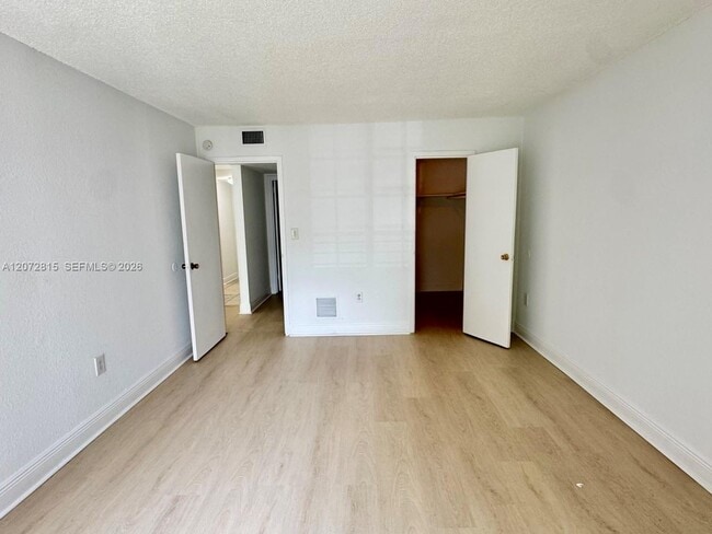 Building Photo - 4800 NW 79th Ave