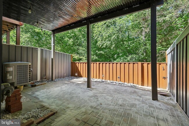 Building Photo - 21534 Iredell Terrace