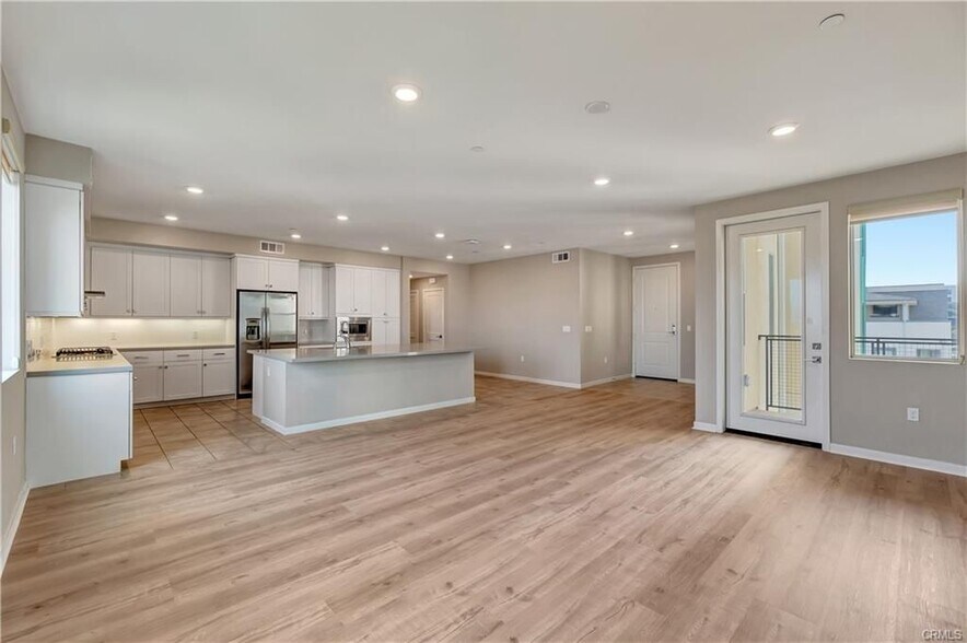 Building Photo - 105 Bowery