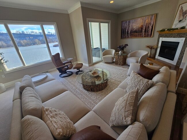 Building Photo - 117 St Charles Ct