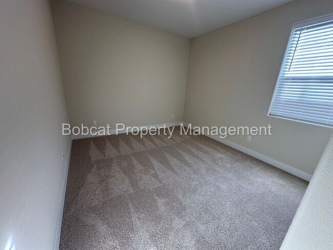 Building Photo - 1631 Delta Downs Dr