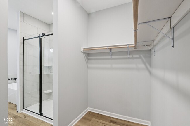 Building Photo - 8355 Fieldfare Way