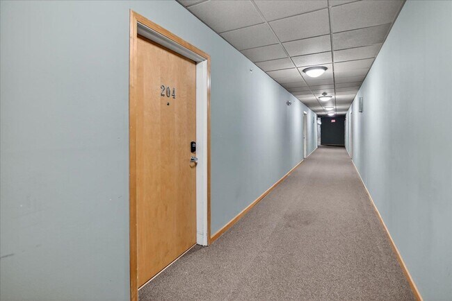 Building Photo - 8206 Starr Grass Dr