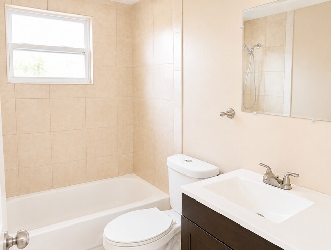 Building Photo - 11714 Paige Dr