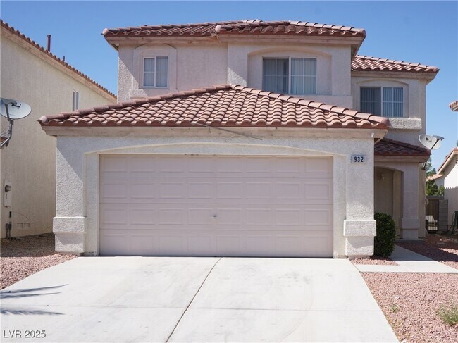 Primary Photo - 932 Ribbon Grass Ave
