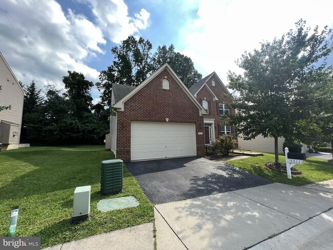 Building Photo - 4511 Nightingale Ct