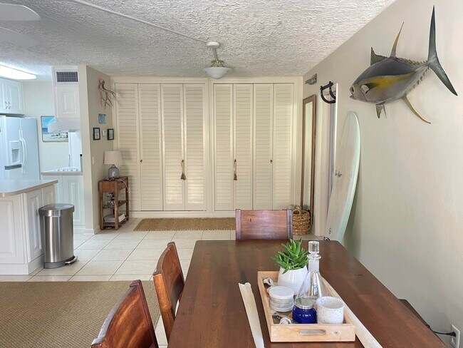 Building Photo - 5060 N Ocean Dr