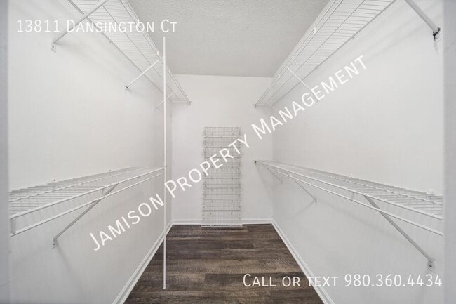 Building Photo - 13811 Dansington Ct