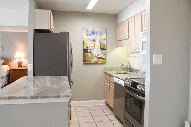 Building Photo - 303 Atlantic Ave