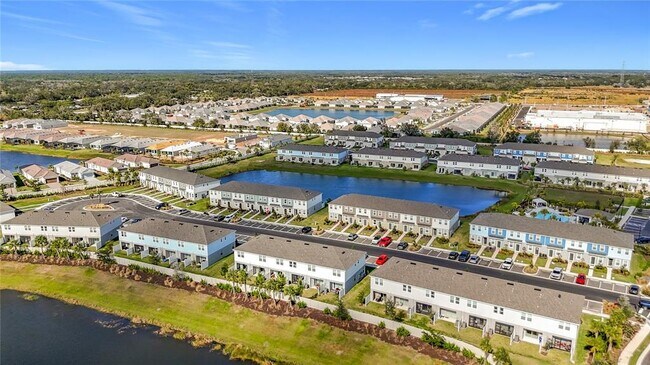 Building Photo - 16642 San Nicola Pl