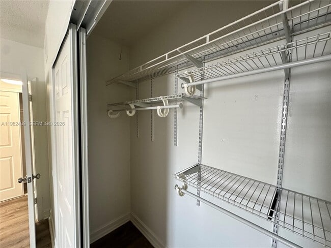 Building Photo - 1400 NE 56th St