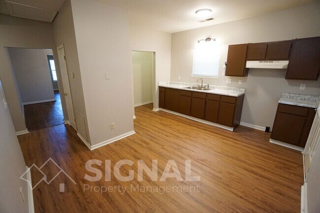 Building Photo - 7109 2nd Ave S