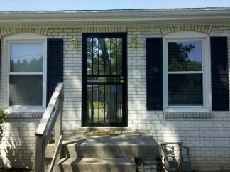 Building Photo - 290 Largo Dr