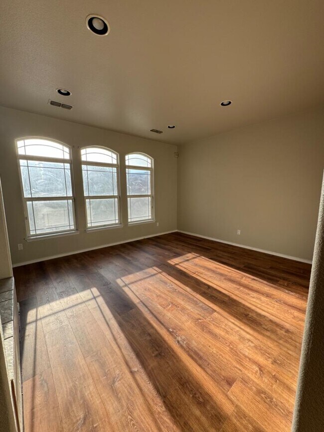 Building Photo - 10459 Chandler Dr NW