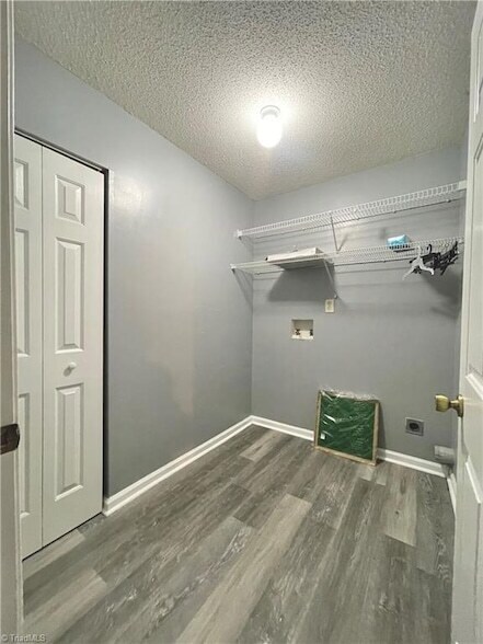 Building Photo - 7137 W Friendly Ave