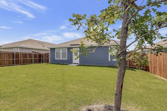 Building Photo - 1704 Lercara Ln