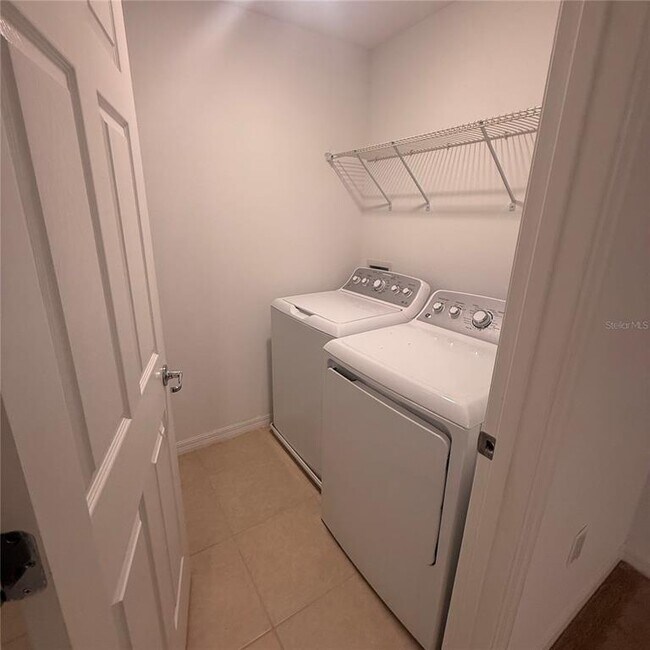 Building Photo - 3520 Beau Rd